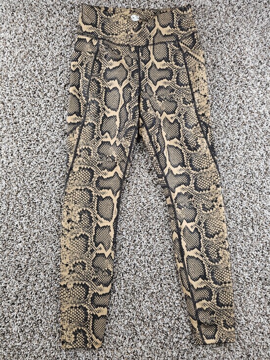 Athletic Works Pants - Athletic Works Womens Sz S Ankle Length Leggings Snakeskin Animal Print Gold